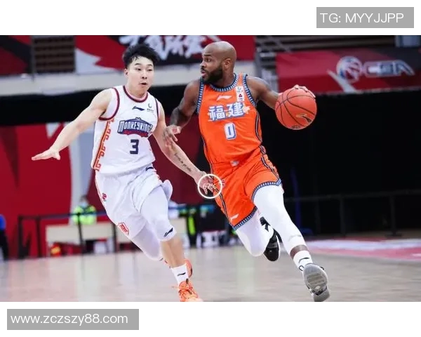 卡潘与波青年激战正酣双方争夺关键胜利展现精彩对抗